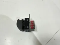 Кнопка стеклоподъемника переднего правого Audi A4, 1997 г.