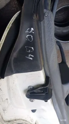 Дверь задняя левая Audi 80, 1995 г.