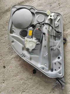 Стеклоподъемник электрический Volkswagen Golf, 2002 г.