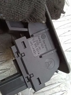 Кнопка стеклоподъемника Volkswagen Touareg, 2005 г.