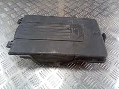 Крышка аккумулятора Volkswagen Passat, 2007 г.