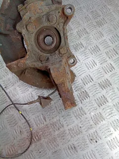 Кулак поворотный правый Volvo XC90, 2007 г.