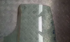 Стекло двери задней правой Volkswagen Passat, 1997 г.