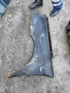 Крыло переднее правое Volkswagen Golf, 2000 г.