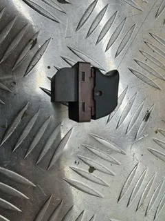 Кнопка открытия багажника Audi A5, 2008 г.