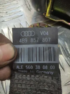 Ремень безопасности задний левый Audi A6, 2001 г.