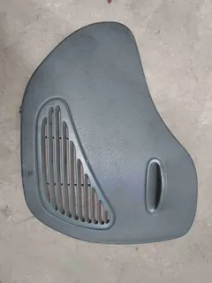 Обшивка багажника Volkswagen Sharan, 1998 г.