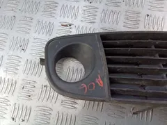 Заглушка (решетка) в бампер передний Audi A6, 2001 г.