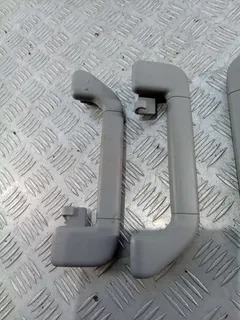 Ручка внутренняя потолочная Volkswagen Touareg, 2008 г.