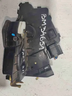 Замок двери задней правой BMW 3 серии, 2003 г.
