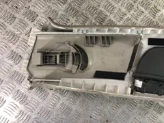 Обшивка стойки центральной правой Audi Q7, 2007 г.