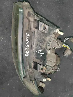 Фара левая Audi A4, 2000 г.