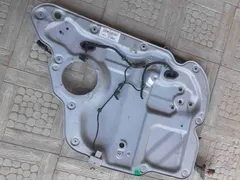 Стеклоподъемник электрический Volkswagen Touran, 2006 г.