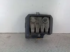 Декоративная крышка двигателя Volkswagen Golf, 2007 г.