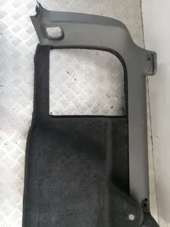 Обшивка багажника Volkswagen Passat, 2004 г.