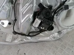 Стеклоподъемник электрический задний левый Volkswagen Passat, 2001 г.