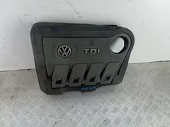 Декоративная крышка двигателя Volkswagen Passat, 2011 г.