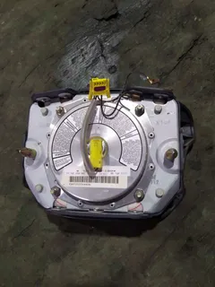Подушка безопасности водителя Volkswagen Golf, 2001 г.