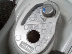 Крючок для одежды Volkswagen Passat, 2004 г.