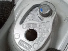 Крючок для одежды Volkswagen Passat, 2004 г.