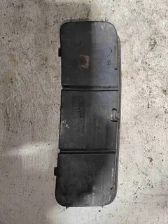 Заглушка (решетка) в бампер Volkswagen Polo, 2000 г.