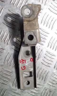 Петля капота правая Volkswagen Golf, 2001 г.