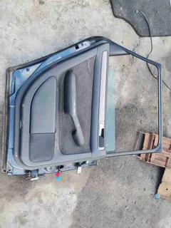Дверь задняя левая Audi A6, 2003 г.