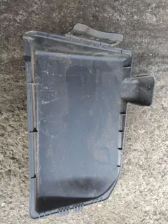 Крышка аккумулятора Volkswagen Polo, 2003 г.