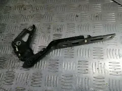 Петля капота правая Audi Q7, 2007 г.