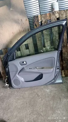 Дверь передняя правая Nissan Almera, 2002 г.
