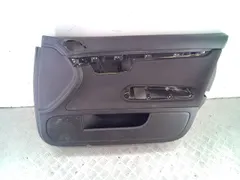 Обшивка двери передней правой (дверная карта) Audi A4, 2003 г.