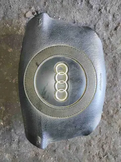 Подушка безопасности Audi A6, 1999 г.