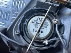 Ручка внутренняя передняя левая Audi A4, 1997 г.