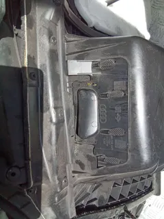 Обшивка багажника Audi A6, 2006 г.