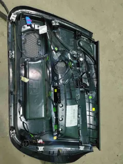 Обшивка двери передней левой (дверная карта) Audi A6, 2007 г.