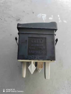 Кнопка корректора фар Audi 80, 1992 г.