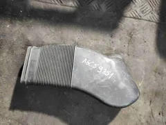 Патрубок воздушного фильтра Audi A6, 2003 г.