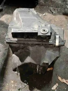 Корпус воздушного фильтра Volkswagen Passat, 2000 г.