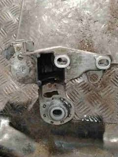 Кронштейн стабилизатора Audi A4, 2001 г.