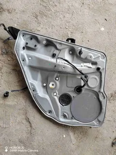 Стеклоподъемник электрический Volkswagen Golf, 2001 г.