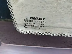 Стекло кузовное боковое левое Renault Laguna, 2002 г.