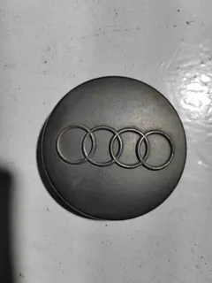 Колпачок литого диска Audi A4, 1999 г.