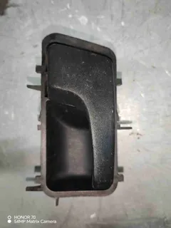 Ручка внутренняя задняя правая Volkswagen Passat, 1991 г.