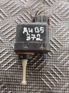 Корректор фар Audi A4, 1995 г.