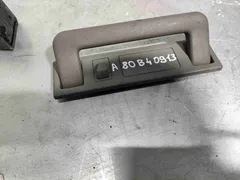 Ручка внутренняя потолочная Audi 80, 1996 г.