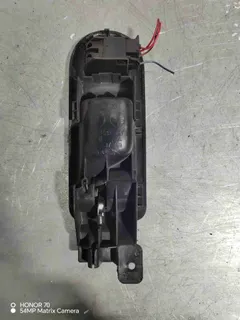 Ручка внутренняя передняя правая Volkswagen Passat, 2000 г.