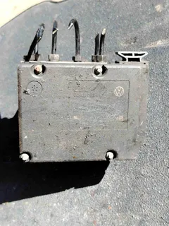 Блок ABS Volkswagen Golf, 2000 г.
