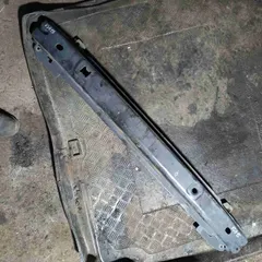 Усилитель бампера переднего Volkswagen Sharan, 2002 г.