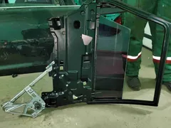 Стеклоподъемник Audi 100, 1993 г.