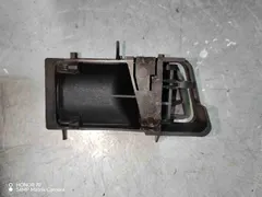 Ручка внутренняя передняя правая Volkswagen Passat, 1991 г.